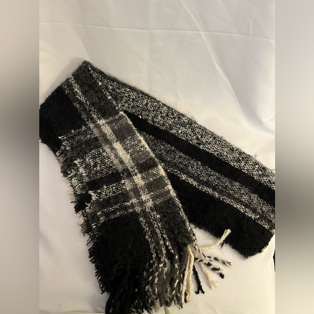 Plaid scarf